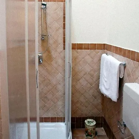 Locazione Turistica Ginestra - Fnm200 Apartment *